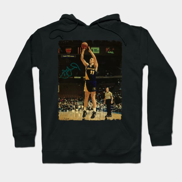 Detlef Schrempf /// Detlef Schrempf Vintage Design Of Basketball /// 70s Hoodie by Statman Sports